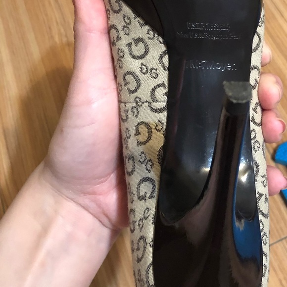 Guess heels BNWOT - Picture 6 of 9